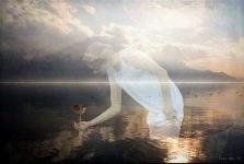 imagem de uma pessoa no reflexo do sol